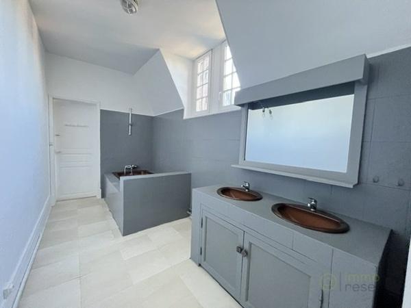 Appartement à ETREPAGNY (27150)
