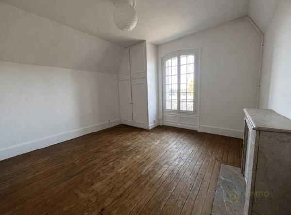 Appartement à ETREPAGNY (27150)