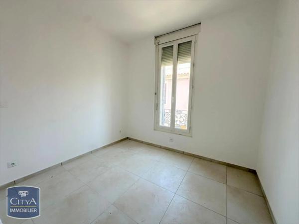 Appartement à louer 3 pièces 63.8m² Nîmes (30900)