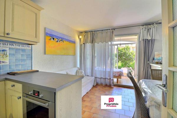 Appartement Bandol 1 pièce(s) 21.66 m2 avec jardin - cave et parking