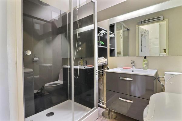 Appartement Bandol 1 pièce(s) 21.66 m2 avec jardin - cave et parking
