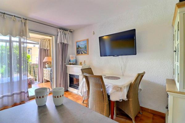 Appartement Bandol 1 pièce(s) 21.66 m2 avec jardin - cave et parking