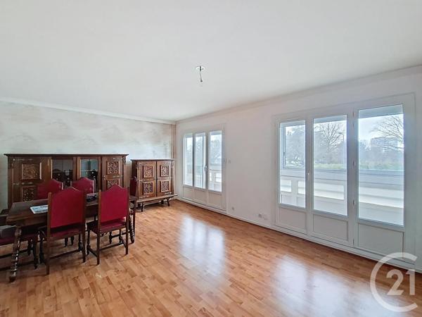 Appartement F4 à vendre  4 pièces - 81,27 m2 VENISSIEUX - 69