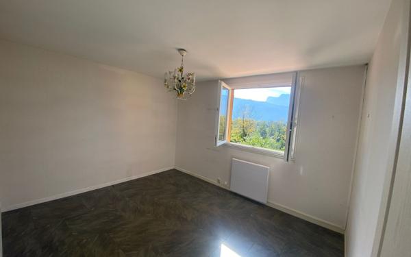 Maison à vendre    4 pièces • 107 m2 Moirans