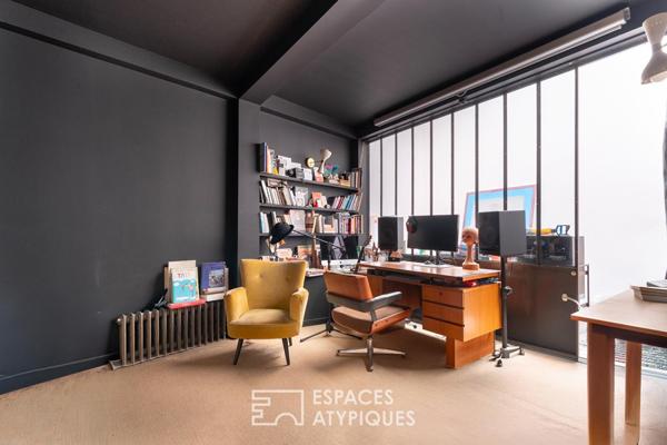 Loft avec terrasse dans un ancien atelier