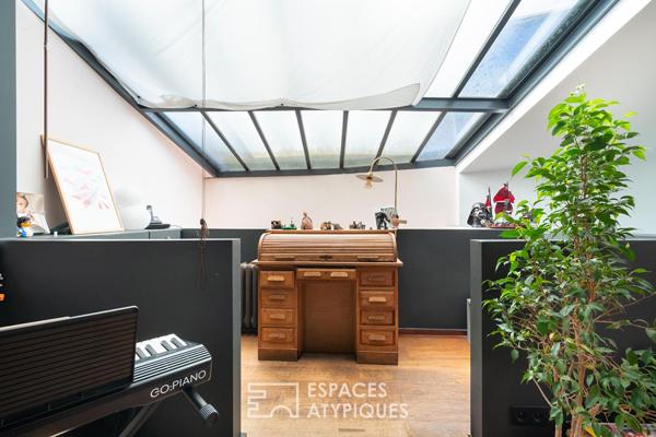 Loft avec terrasse dans un ancien atelier