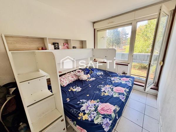Appart.75m2 T4, 3CH, terrasse, garage,parking,cave