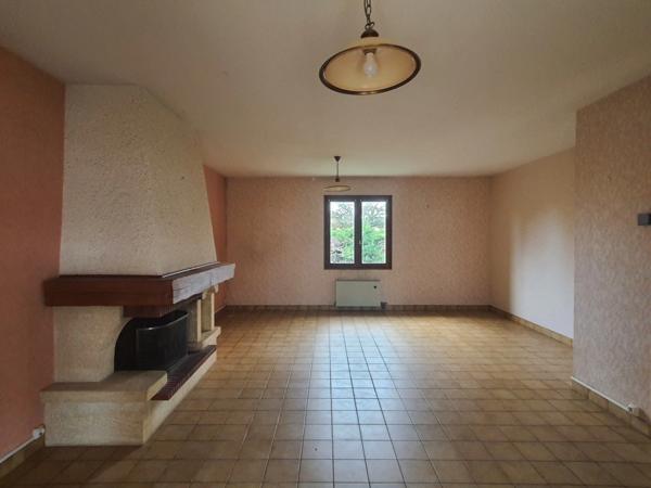 Maison à vendre 4 pièces + grand sous sol GRANGES LES BEAUMONT (26)