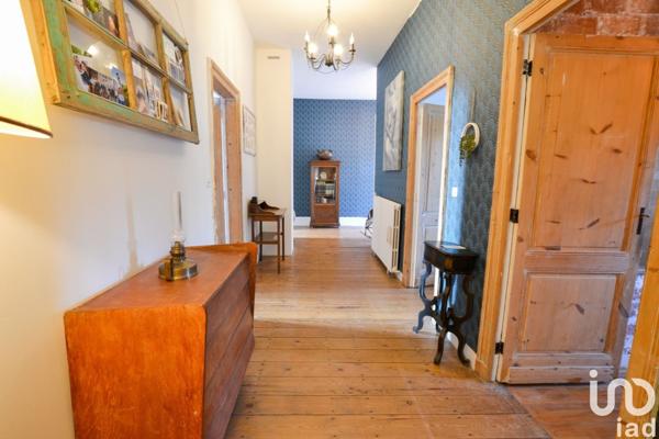 Maison 7 pièces de 178 m² à Langoiran (33550)