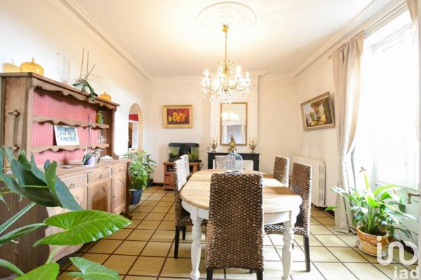 Maison 7 pièces de 178 m² à Langoiran (33550)