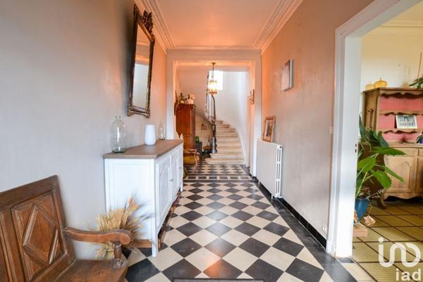 Maison 7 pièces de 178 m² à Langoiran (33550)