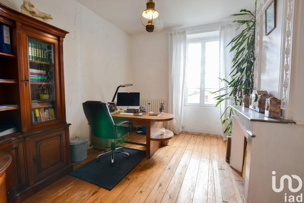 Maison 7 pièces de 178 m² à Langoiran (33550)