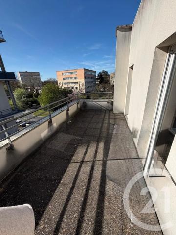 Appartement Duplex à vendre  4 pièces - 72,68 m 2   CERGY  - 95