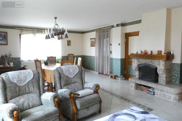 Maison à vendre à Saint-Hilaire-du-Harcouët dans la Manche (50600), ref : 50079-277