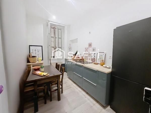 Marseille-2ème-République- Type3 Haussmanien-90m2.