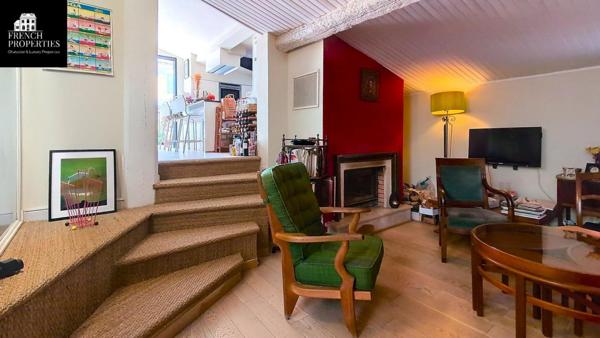 Appartement  Centre Ville -  122 m²  habitable et  exceptionnelle  terrasse de 37m² -  Troisième et dernier étage