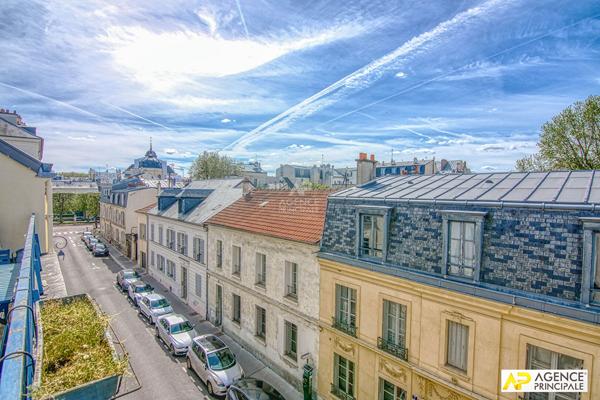 Appartement Versailles 5 pièce(s) 1 345 000 € **  - Référence  28399