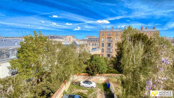 Appartement Versailles 5 pièce(s) 1 345 000 € **  - Référence  28399