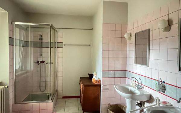 Maison à vendre    8 pièces • 229,07 m2 Fellering