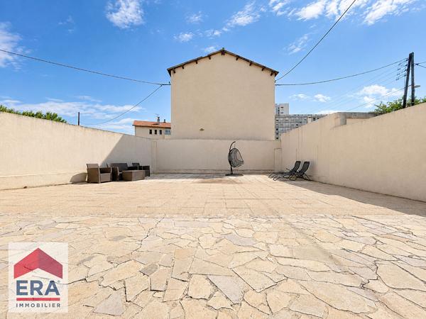 A VENDRE MARSEILLE 13013 ST JEROME LE MERLAN MAISON T5 JARDIN TERRASSE GARAGE CAVE PARKING