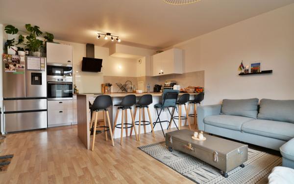 Appartement à vendre    3 pièces •  Montévrain