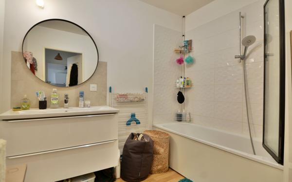 Appartement à vendre    3 pièces •  Montévrain