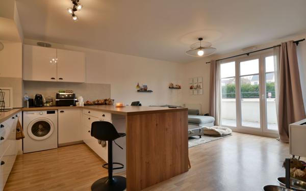 Appartement à vendre    3 pièces •  Montévrain