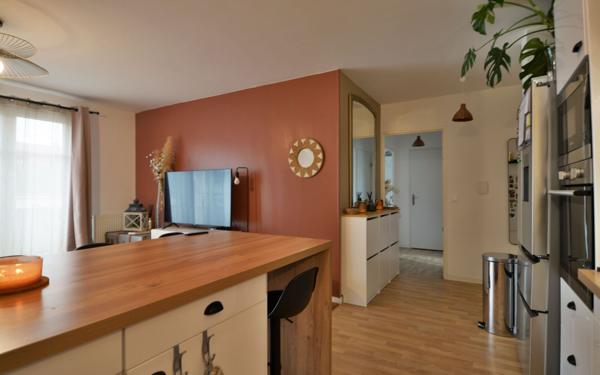 Appartement à vendre    3 pièces •  Montévrain