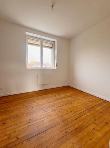 Maison 4 pièces à louer à Jeumont - 65.44 m² avec jardin et garage