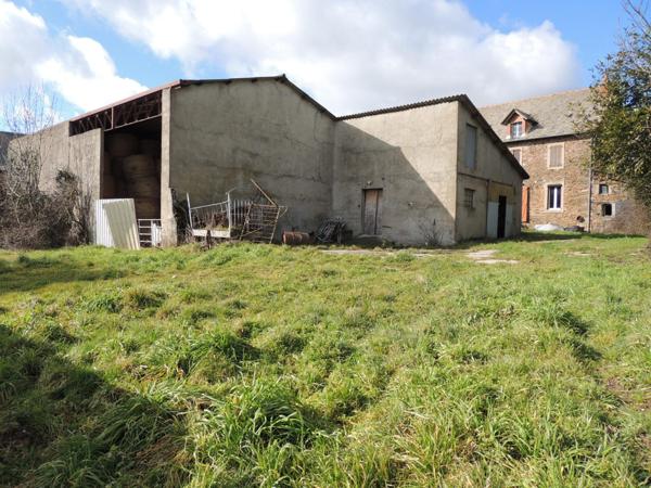 À vendre - Ferme, 7 pièces située à Rieupeyroux (12240)