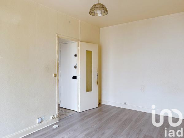 Appartement 2 pièces de 20 m² à Suresnes (92150)