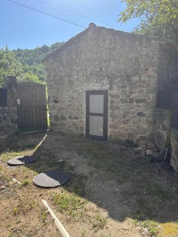 Maison à louer à Pranles (07000)