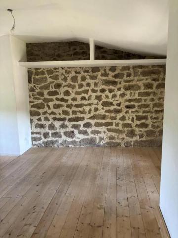 Maison à louer à Pranles (07000)