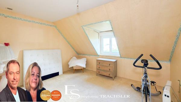 Beau potentiel pour ce pavillon lumineux avec 4 chambres sur sous-sol