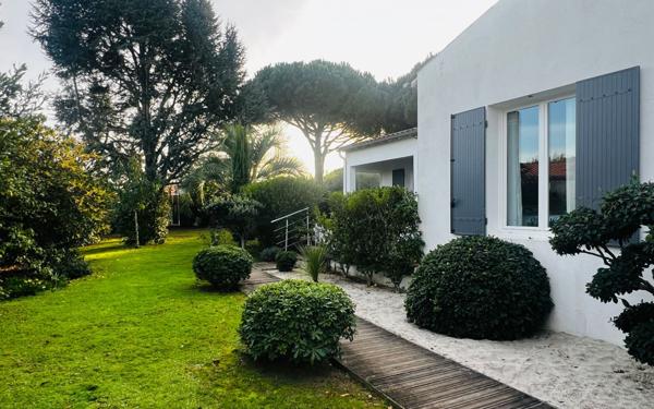 Maison à vendre    5 pièces • 128 m2 Rivedoux-Plage