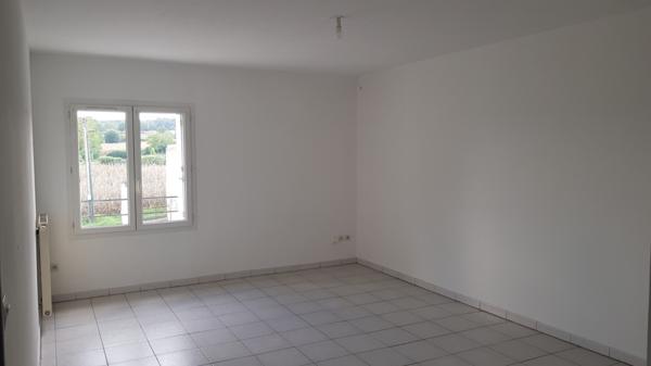 APPARTEMENT F3 58 M² VOUNEUIL SUR VIENNE Réf A.41