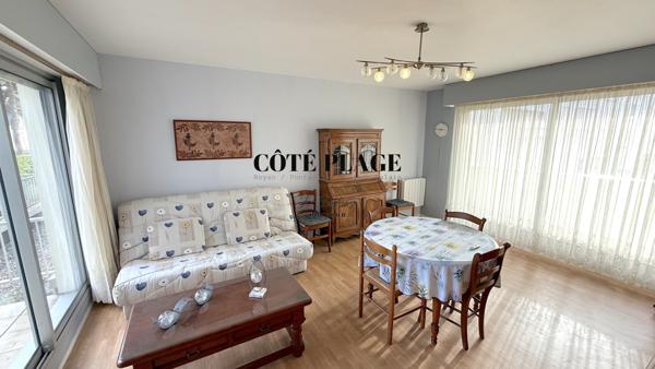 Royan (17200) EXCLUSIVITÉ - ROYAN CENTRE VILLE - APPARTEMENT T3 - PARKING - CAVE - AU PRIX DE 219 000 € FAI