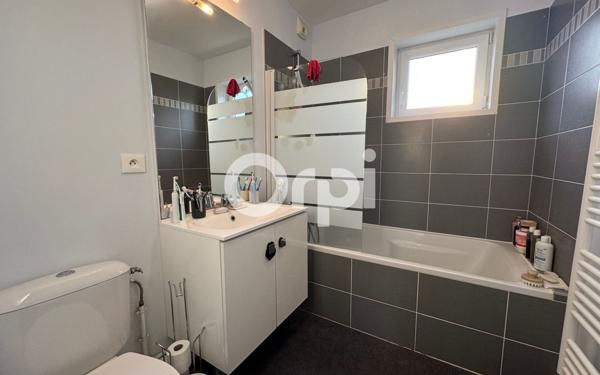 Appartement à vendre    4 pièces • 81 m2 Templeuve