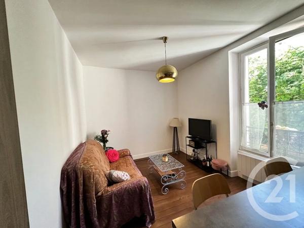 Appartement F3 à vendre  3 pièces - 42,58 m 2   ST MAUR DES FOSSES  - 94