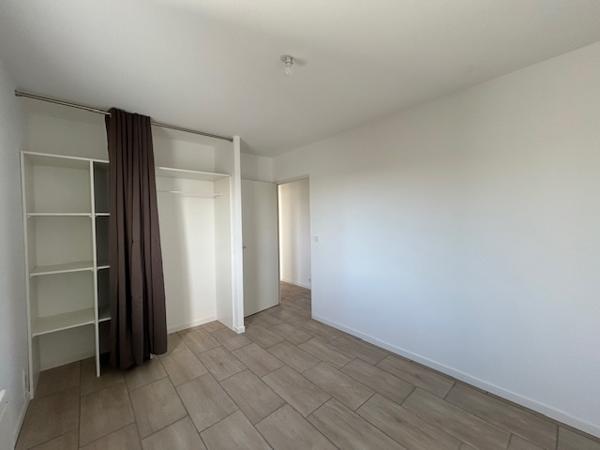 Maison neuve 3 chambres à ST PAUL MONT PENIT Toutes les caractéristiques