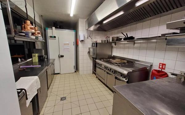 Achat - Fonds et/ou murs commerciaux Carhaix-Plouguer 29270 148 m 2 228 m 2