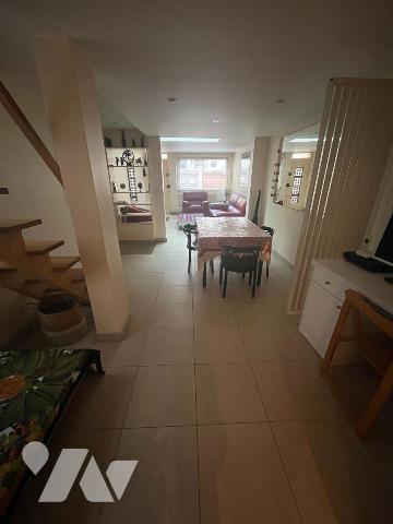 La SAS R&R Notaires vous propose en exclusivité une maison d'habitation de 4 pièces principales...