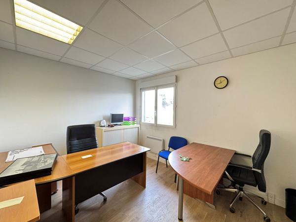 Bureaux Meaux 2 pièce(s) 33.0 m2