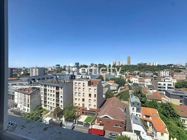 Appartement
         2 pièces
        - 43 m² Exclusivité 315 000 € *