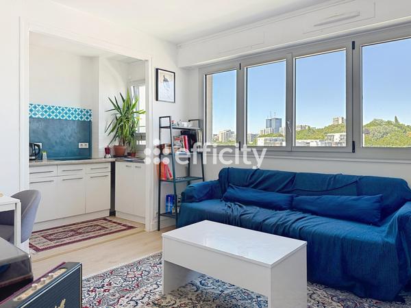 Appartement
         2 pièces
        - 43 m² Exclusivité 315 000 € *