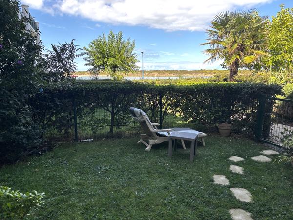 Port-Guillaume - Charmant 2 pièces avec terrasse et jardin