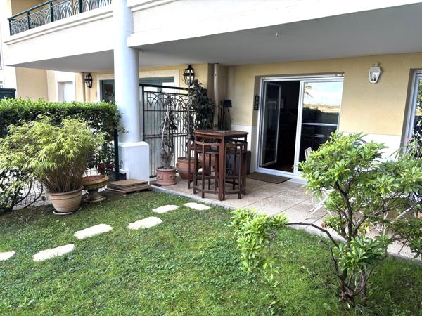 Port-Guillaume - Charmant 2 pièces avec terrasse et jardin