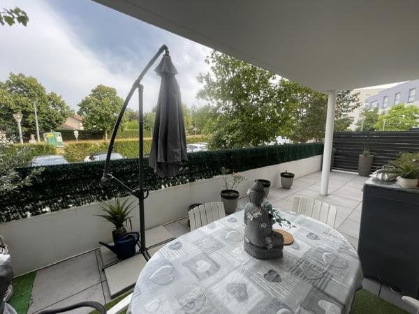 Appartement
         4 pièces
        - 90 m² Exclusivité 450 000 € *