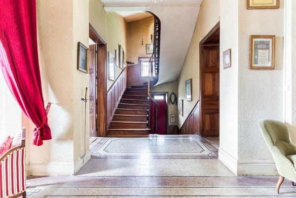 Château du XVIIIème sur le chemin de St-Jacques-De-Compostelle