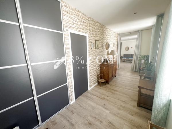 Appartement 5 pièce(s) 2 chambre(s) 123 m²
